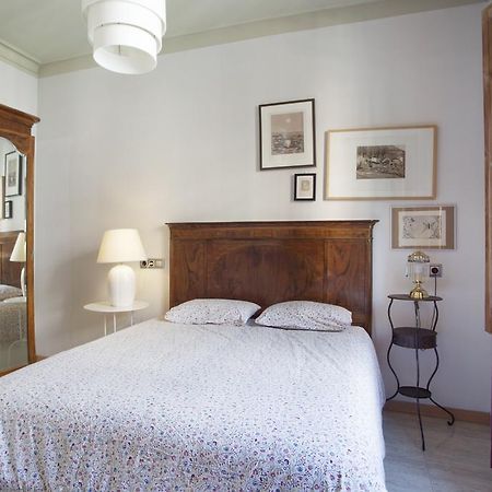 Aparteasy - Authentic Family Apartment Barcelona Exteriör bild